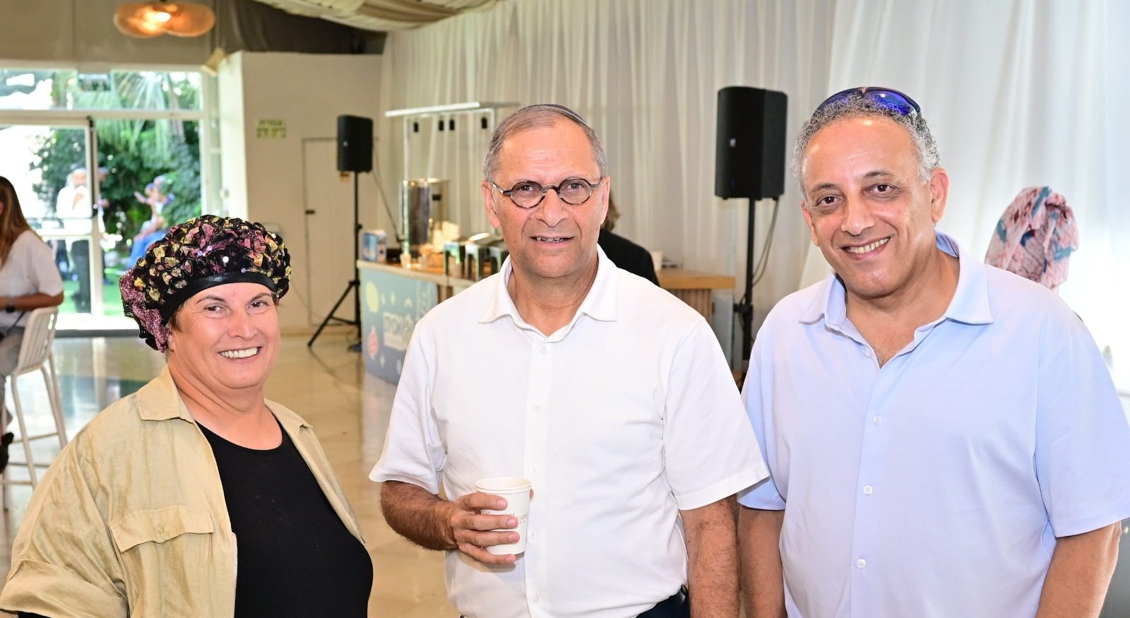 מצדיעים לעובדי המינהל של רשת אמית