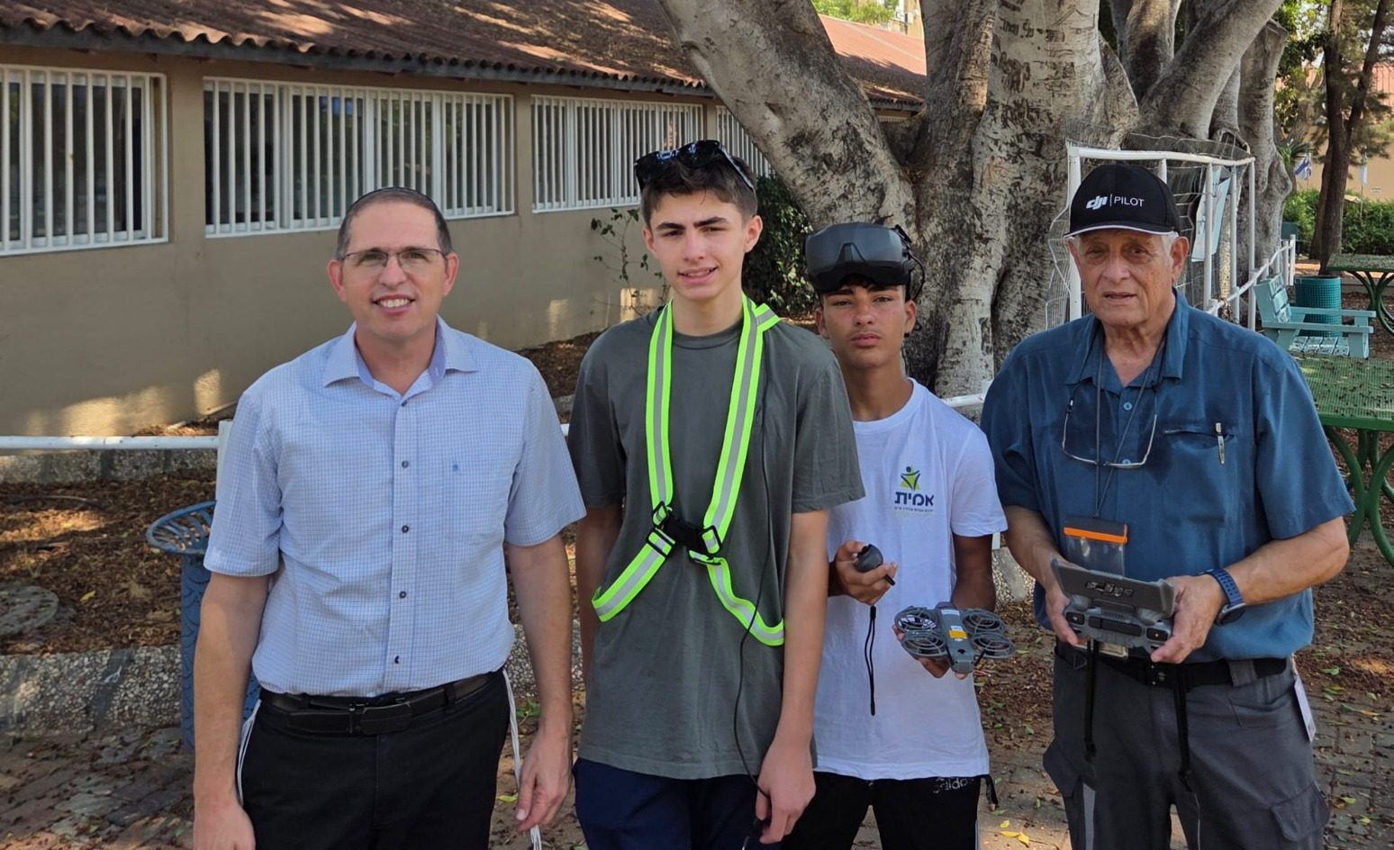 תלמידים במסלול המראה